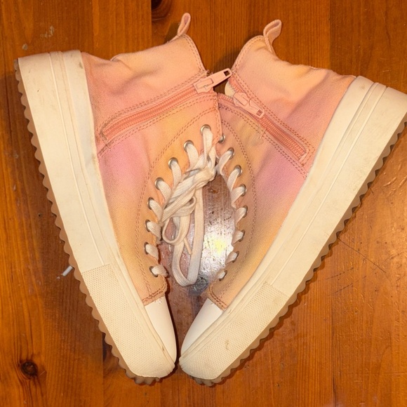 Art Class Pink and Peach Kids High-Top Sneakers - Picture 3 of 6